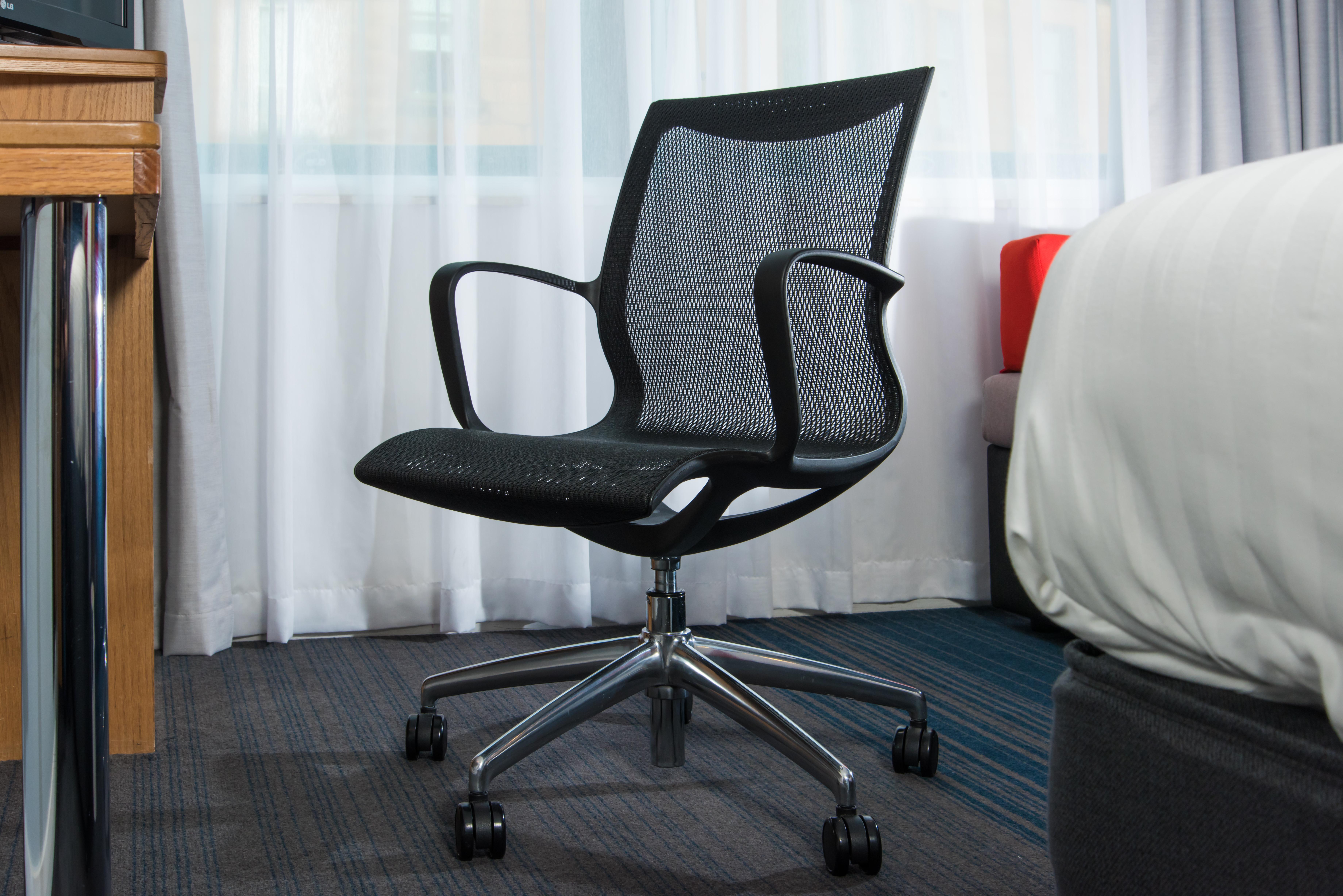 Holiday Inn Express Stirling By Ihg Bagian luar foto