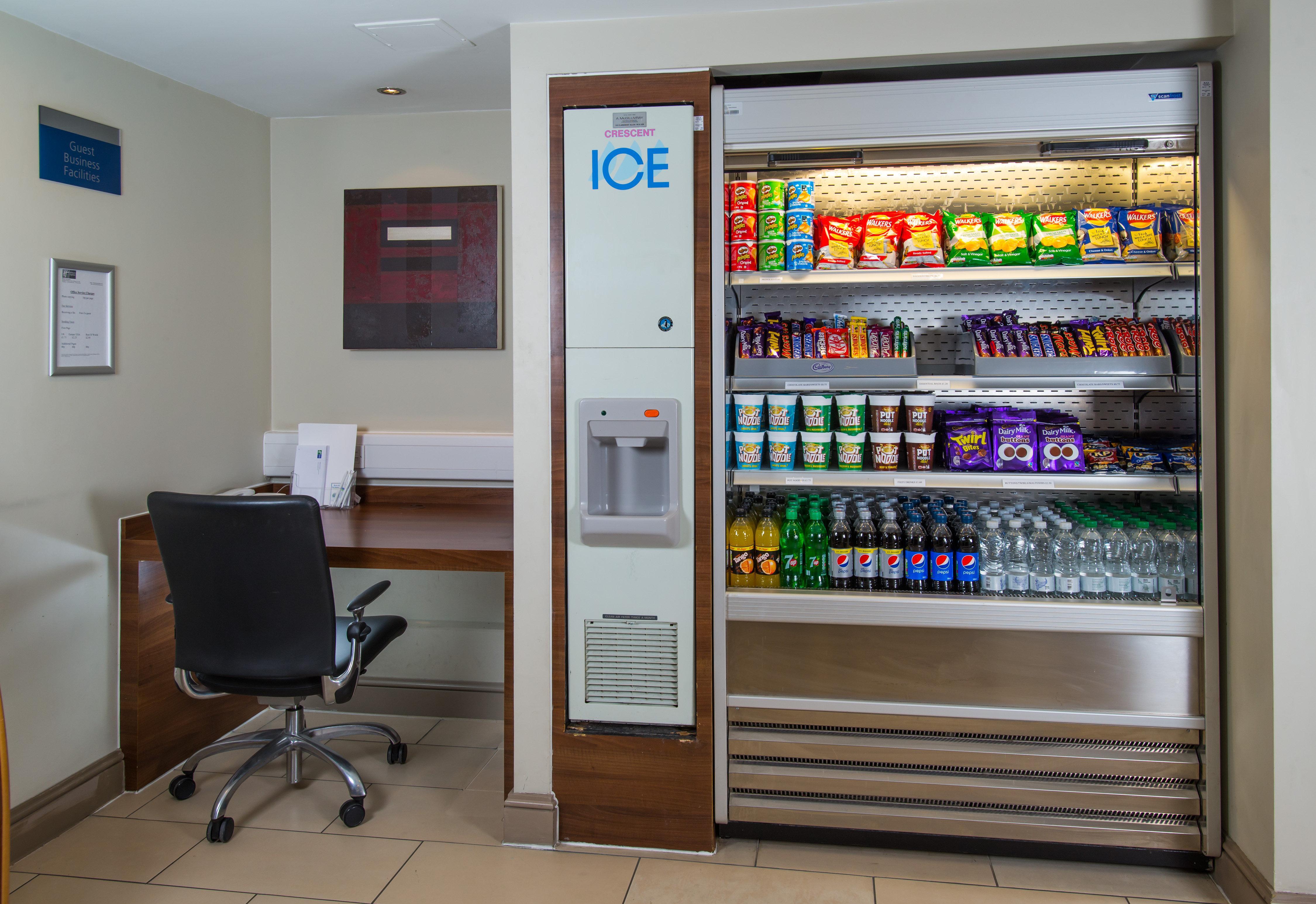 Holiday Inn Express Stirling By Ihg Bagian luar foto
