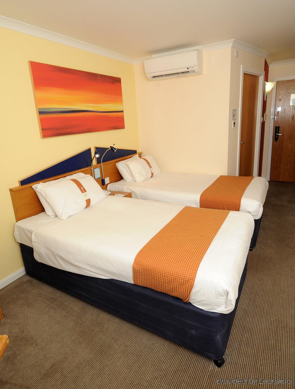 Holiday Inn Express Stirling, An Ihg Hotel Bagian luar foto