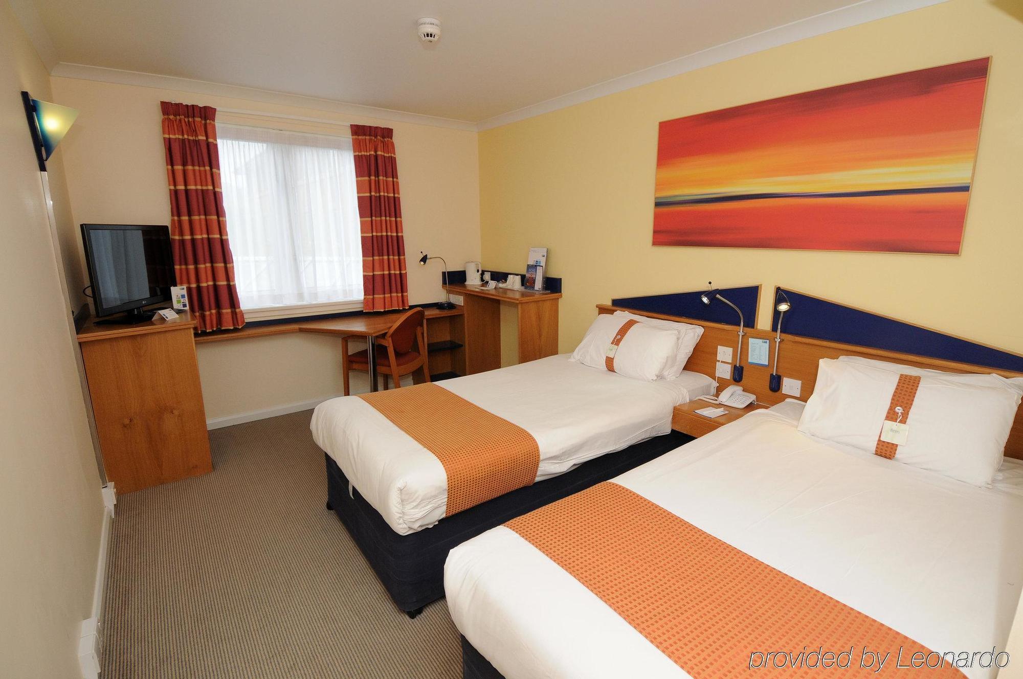 Holiday Inn Express Stirling, An Ihg Hotel Bagian luar foto